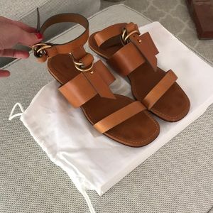 Chloe flat sandal